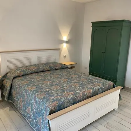 La Casa Di Pietra * Formia