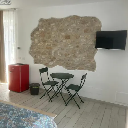 La Casa Di Pietra Casa de hóspedes Formia